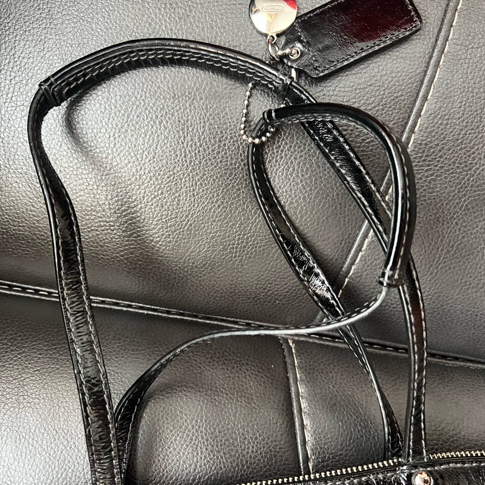 Coach Black Vinyl Shoulder Bag - Picture 3 of 7